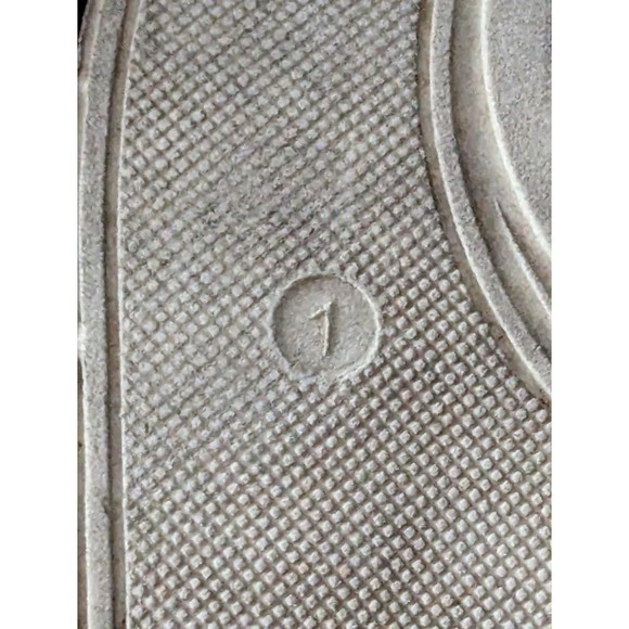 Wonder Nation Boys Closed Toe Sandals Gray Black Red Sz 1 Washable Non Marking - Picture 7 of 7